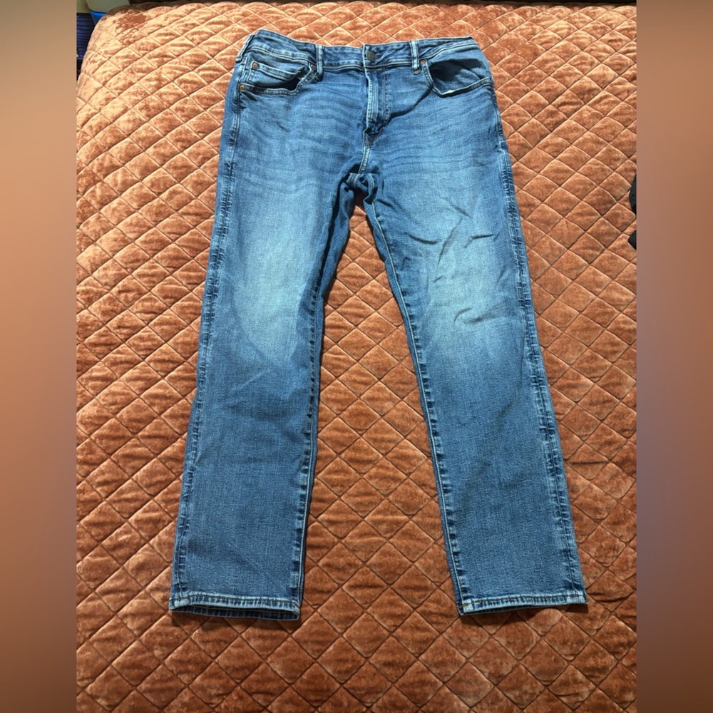 AE Men’s Slim Straight Jeans